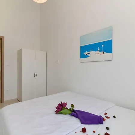 Apartment Denis Vir