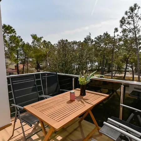 Denis Apartment