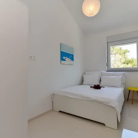 Denis Apartment