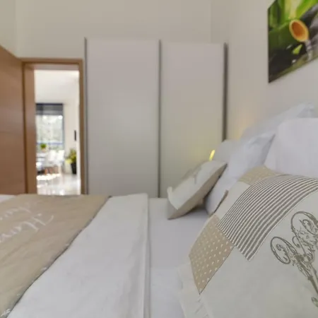 Denis Apartament *