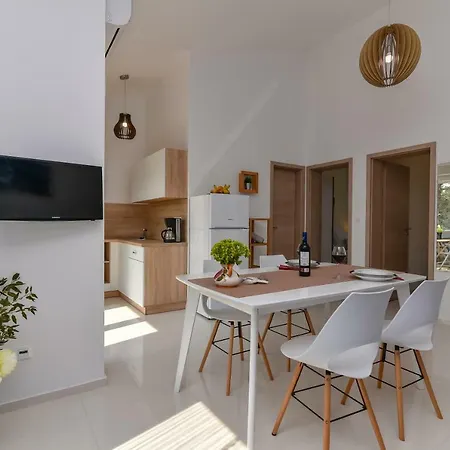 Denis Apartament *